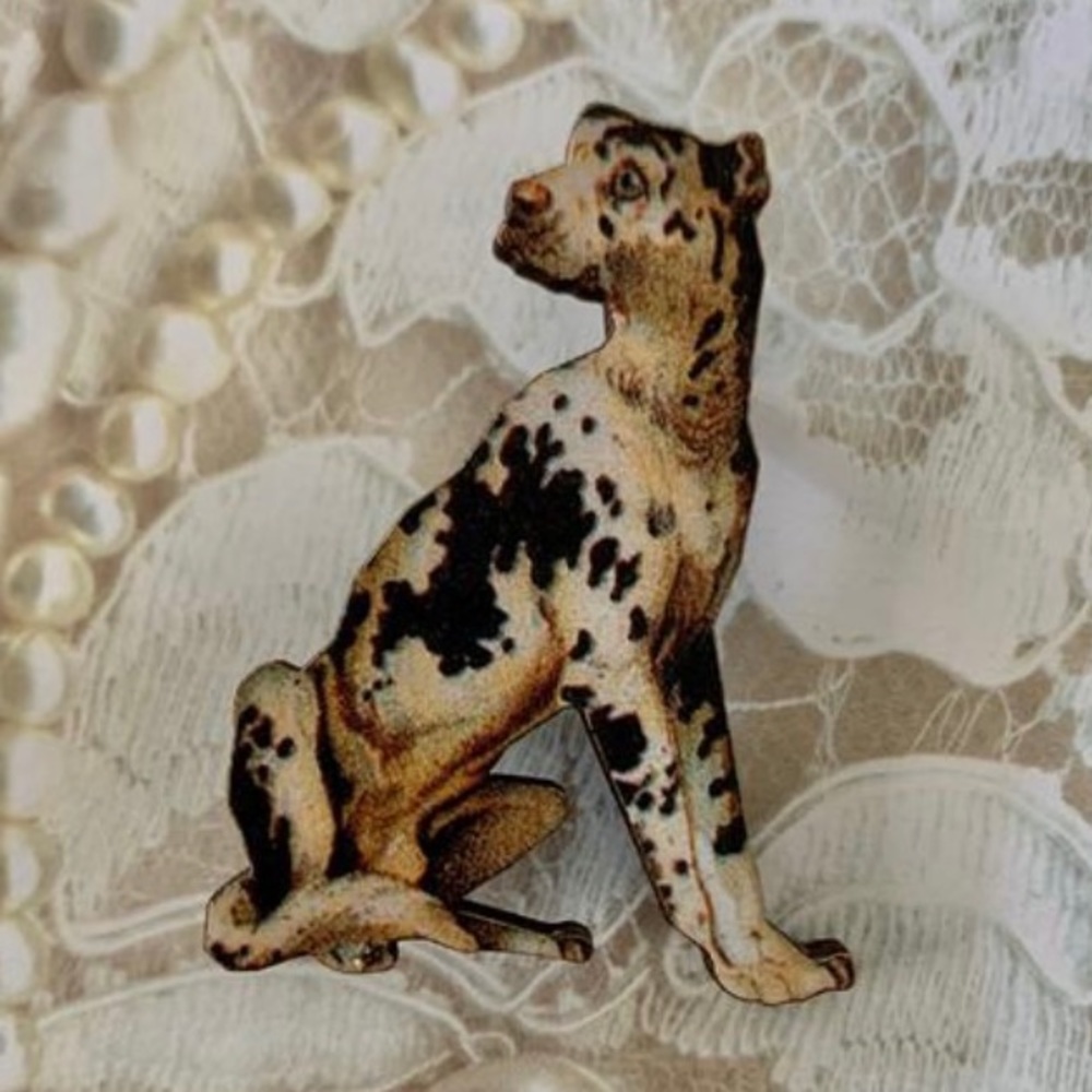 Dog brooch pin